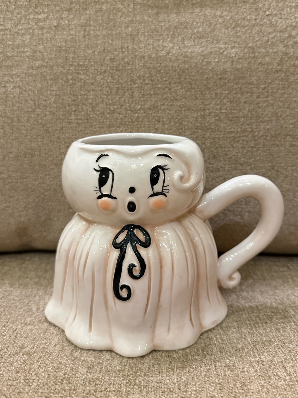 Johanna Parker Girl Ghost Vintage Halloween Ceramic Mug Brand New